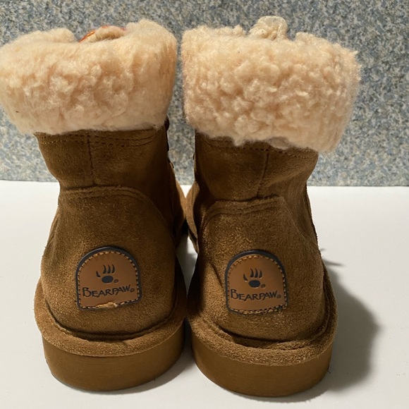 BearPaw boots - Picture 4 of 6
